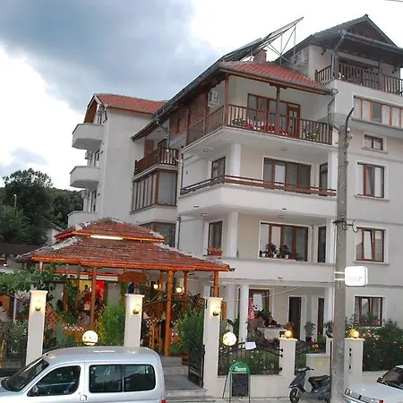 Lazur Obzor